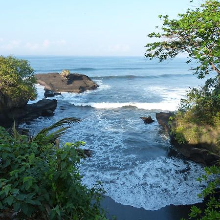 Gajah Mina Beach Resort Selemadeg  Esterno foto