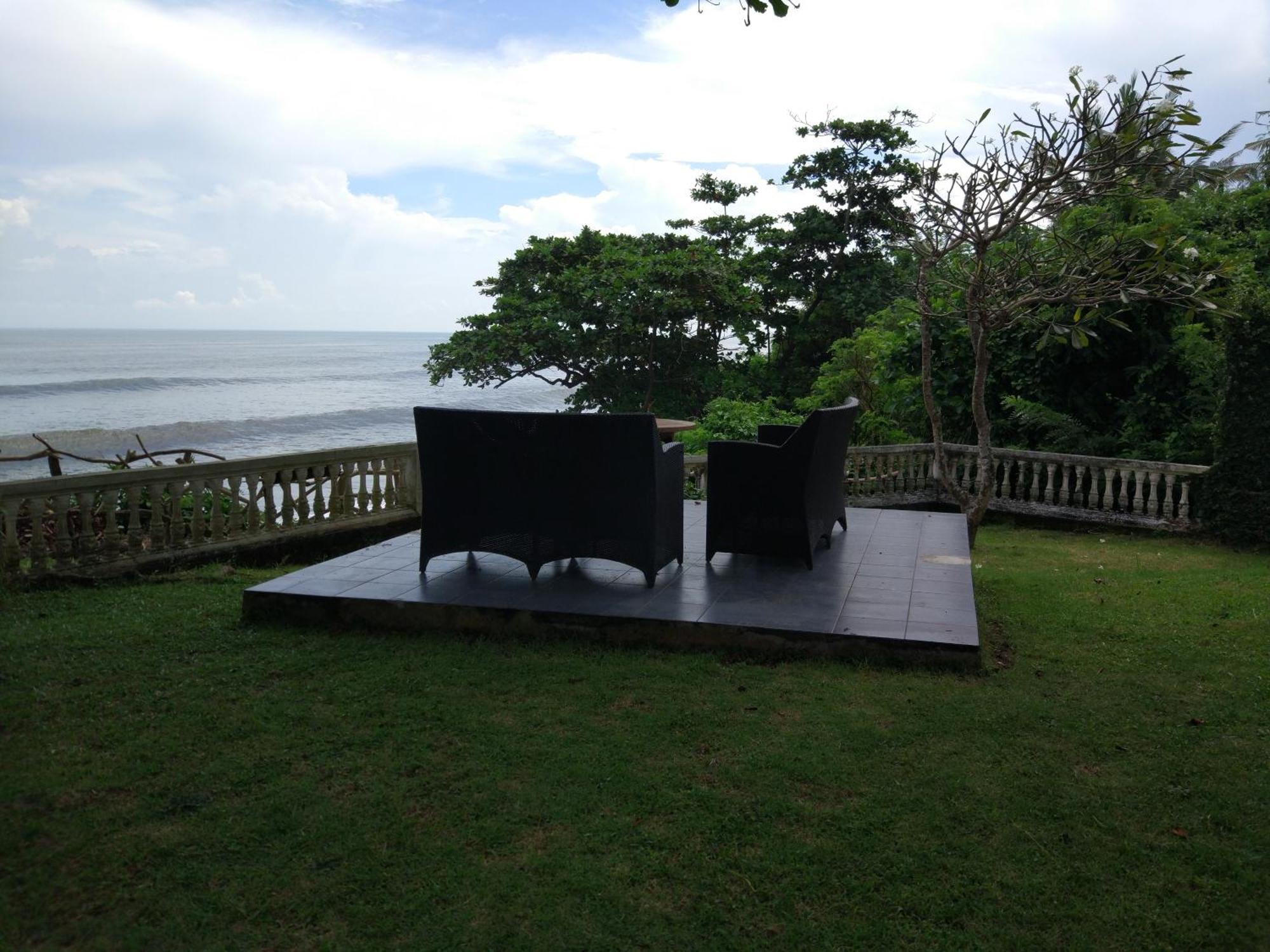 Gajah Mina Beach Resort Selemadeg  Esterno foto