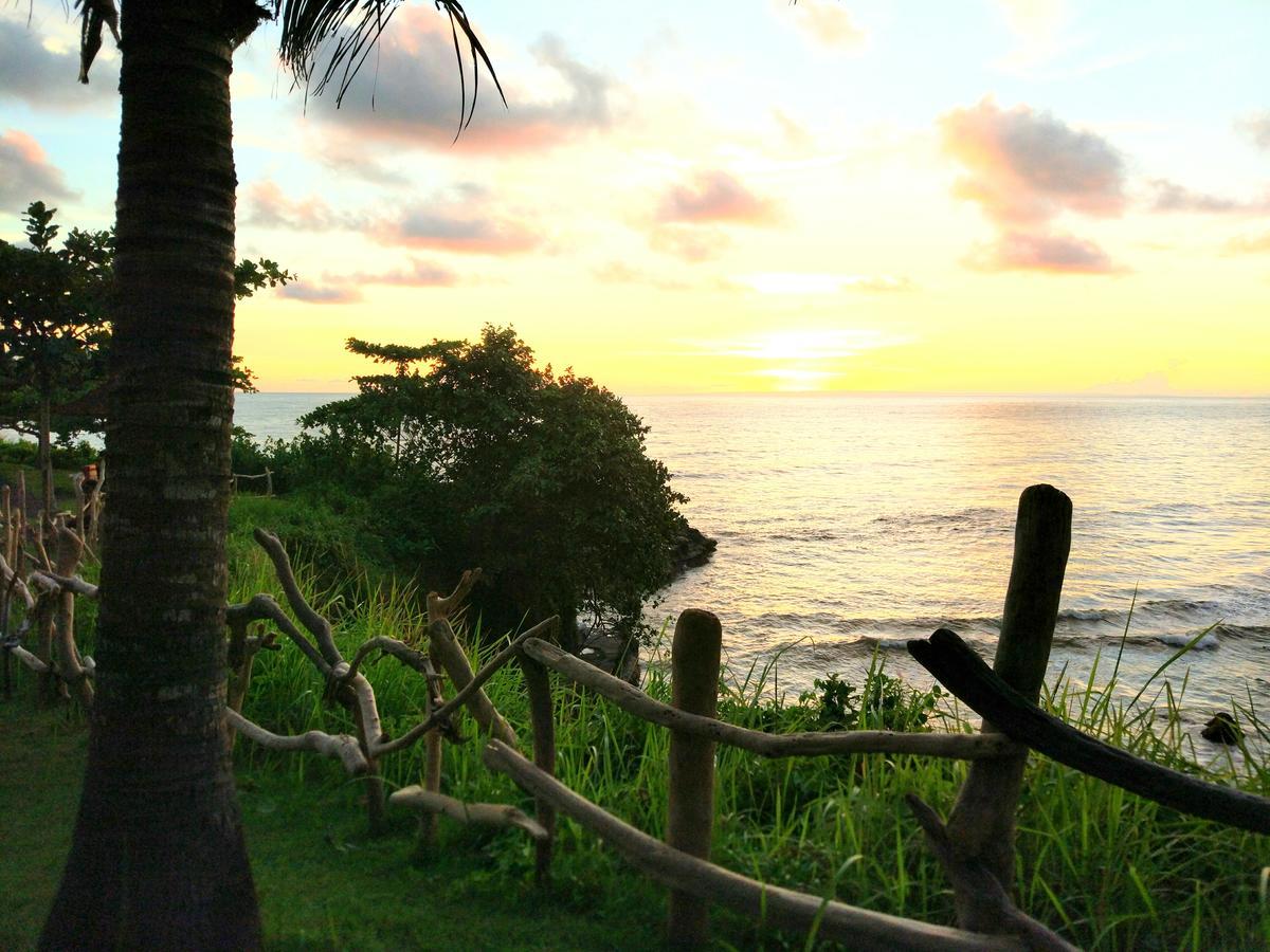 Gajah Mina Beach Resort Selemadeg  Esterno foto