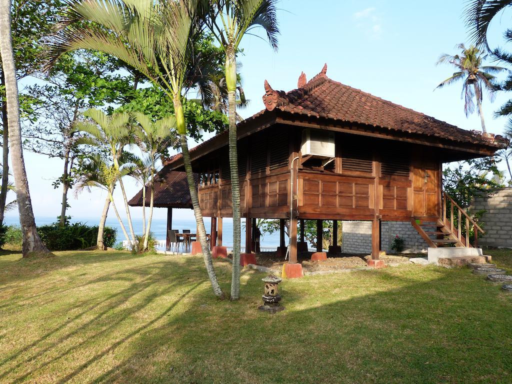 Gajah Mina Beach Resort Selemadeg  Esterno foto