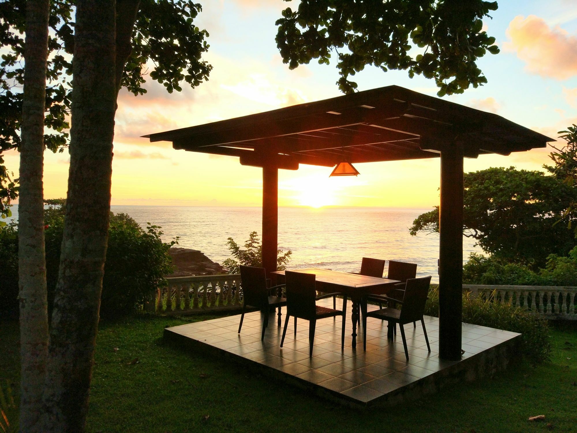Gajah Mina Beach Resort Selemadeg  Esterno foto